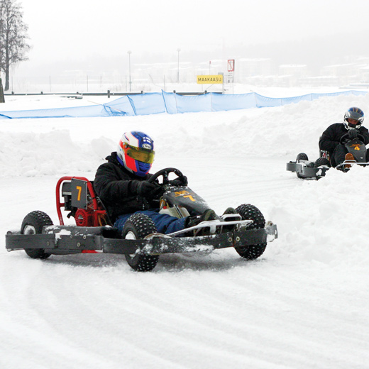 Action pur beim Ice-Karting!