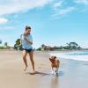 Hund_und_Frau_Strand_1040x1040-640x640.jpg