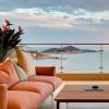 Lounge_1040x1040.jpg