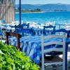 Samos_shutterstock_2320669201.jpg