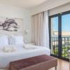 Andalucia-Playa_Junior-Suite_1040x1040.jpg